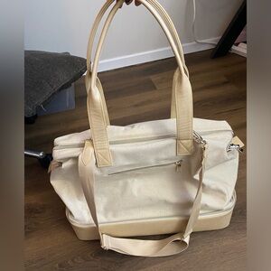 Béis Beige The Weekender Bag